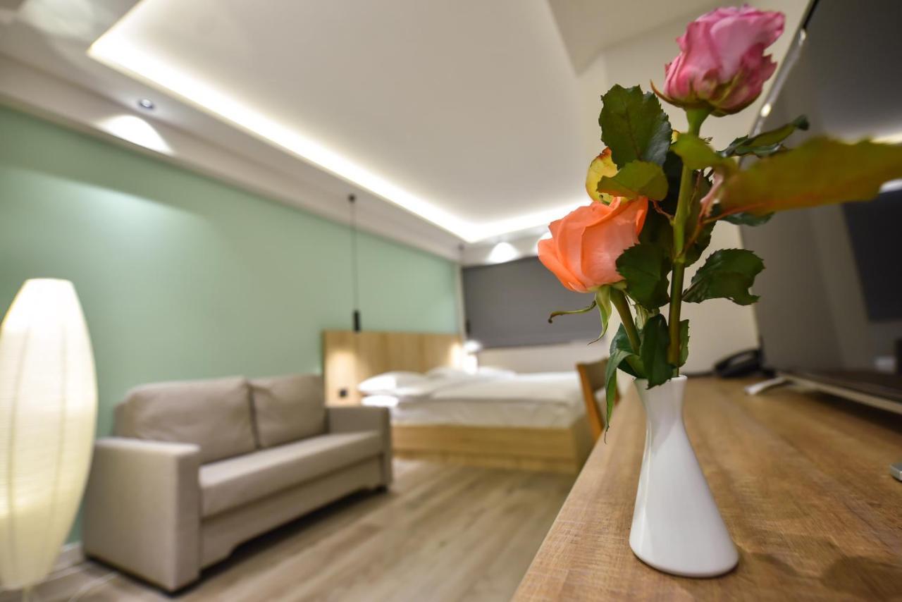 Baron Boutique Hotel Ереван Экстерьер фото
